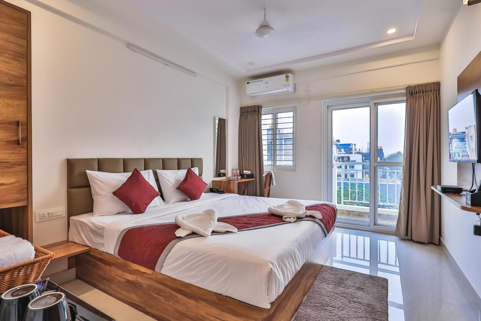 The Auberge Boutique Hotel - Manyata Tech Park Bangalore Esterno foto
